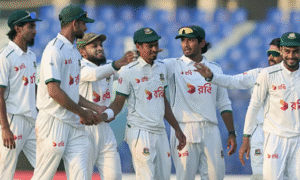 চট্টগ্রাম টেস্টে তাইজুলের দিন