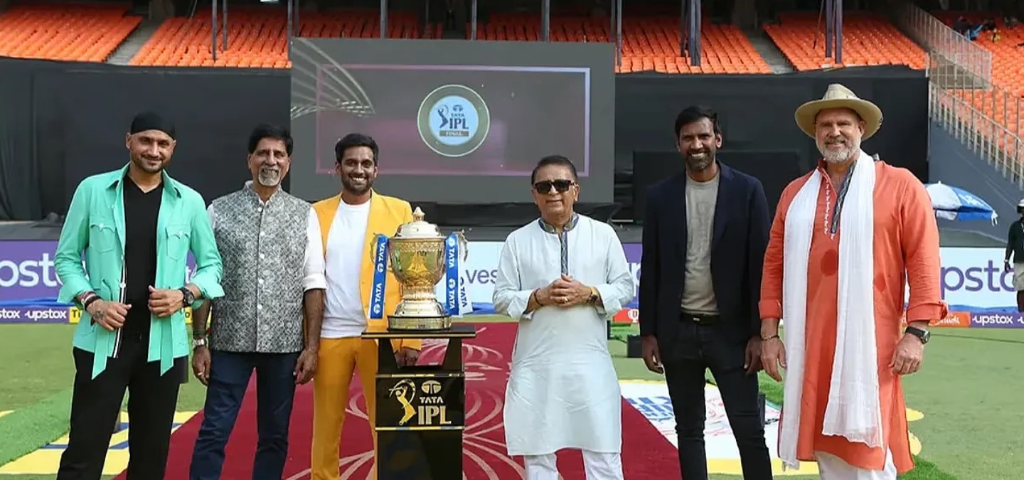 ধারাভাষ্যকারদের কত আয় আইপিএল থেকে